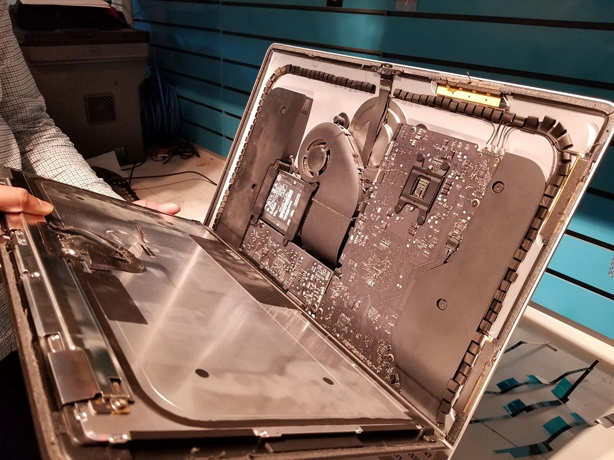Revitalizing an Early 2013 iMac 21.5″ – A1418: Turbocharging with SSD, Memory, and OS X Upgrade